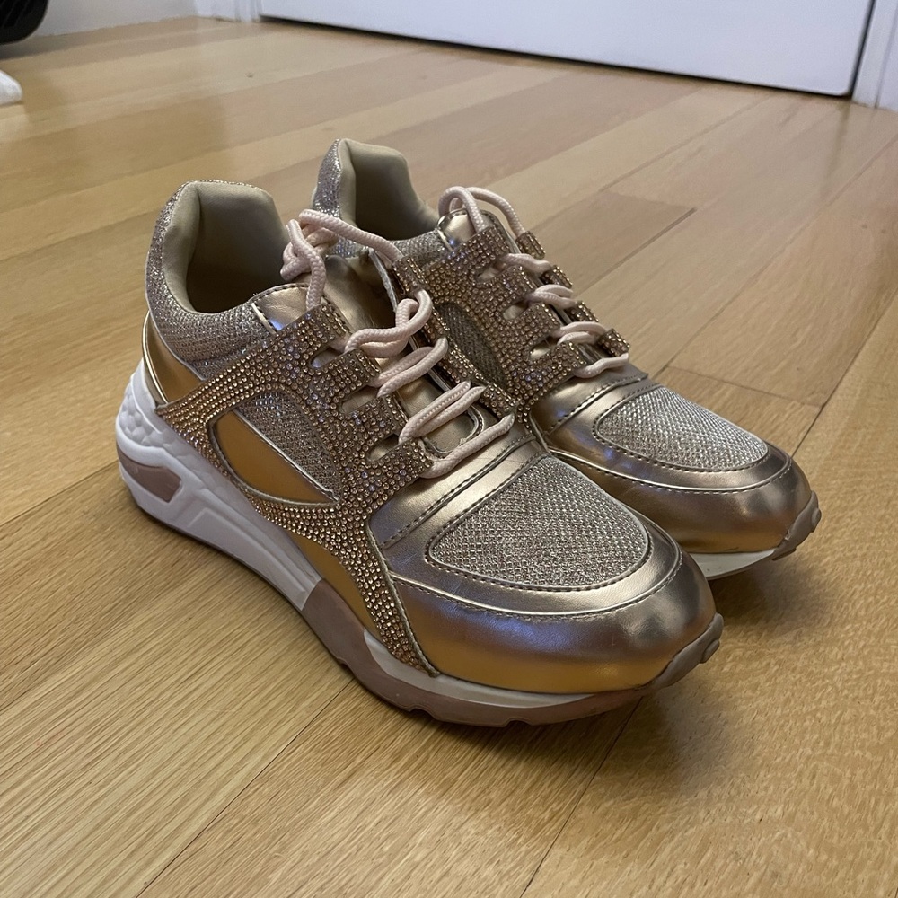 Steve Madden Rose Gold Barra-R Sneakers View 4